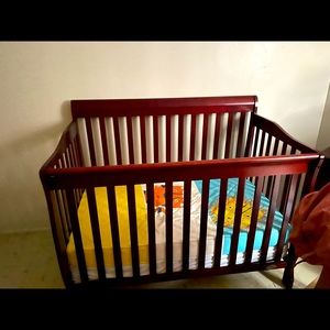 Crib with mattress!